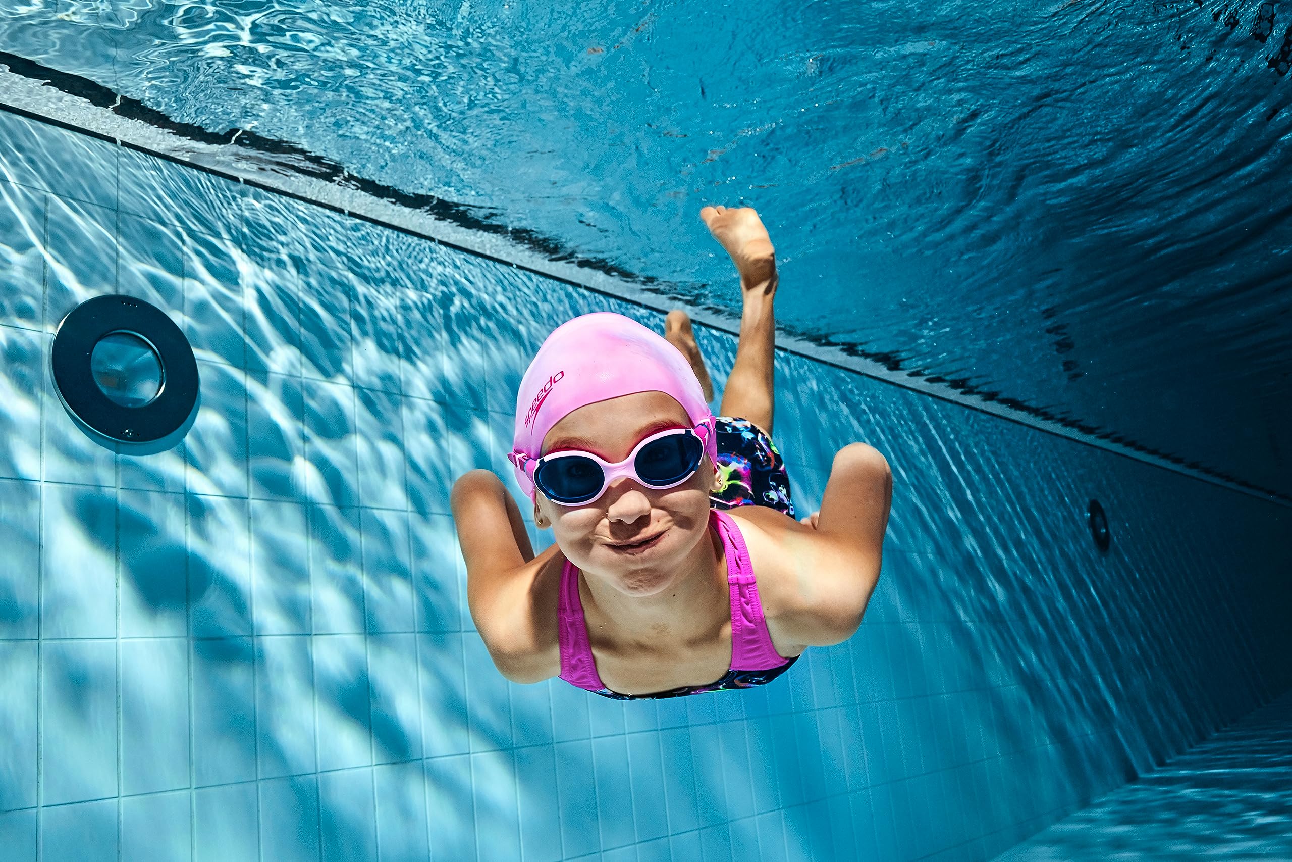 Speedo Unisex Kinder Biofuse 2.0 Schwimmbrille | Patentierte einfache Anpassung | Anti-Beschlag | Wasserdicht | Verbesserter Komfort Schwimmbrille